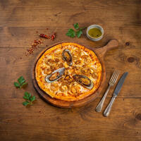 SEAFOOD PIZZA